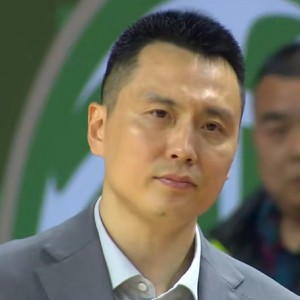 华体会分部-祝贺！2米26徐昕，收获CBA大奖|广州队|中锋|贺希宁|上海队|上海男篮_新浪体育_新浪新闻