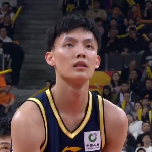 华体会部门-广东宏远今日早报！徐杰无缘最佳阵容，新大外迎首秀，胡明轩轮休